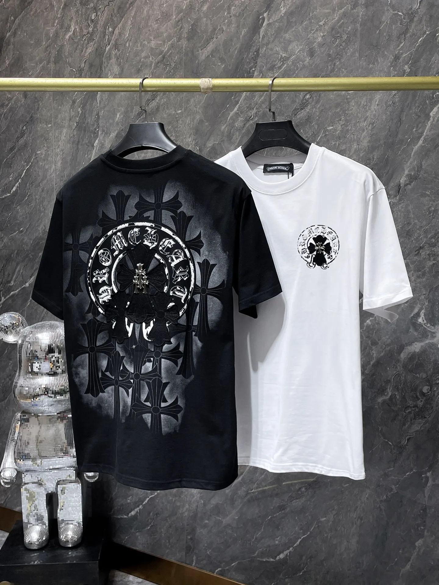 P170 New Chrome Hearts 25ss willow inkjet high version for summer! High weight, environmentally friendly and high-quality top-quality fabric 280g Crow cross patch embroidery spray-painted foam short sleeves. Counter synchronization. 1:1 replica version. Recommended colors: white, black